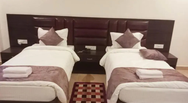 Hotel Leela Galaxy, Забронировать Отель Кушинагар штат Уттар-Прадеш