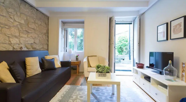 Апартаменты Superior с 2 комнатами с балконом Frs001 · Vinofino 2B Duplex Private Garden · Wifi · View
