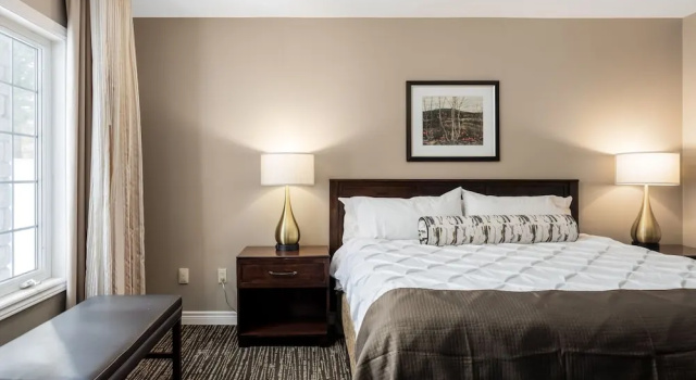 Horseshoe Valley Suites - The Glade, Buchen Sie Ferienhaus Cottages in Landkreis Simcoe, Cottage