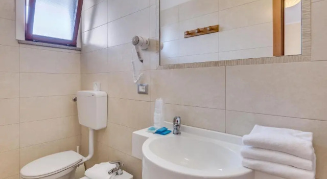 Одноместный номер Standard Hotel Ambassador