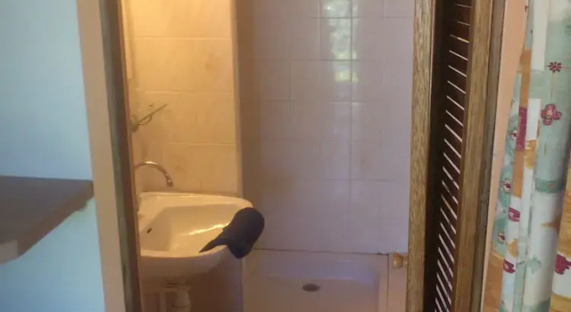Номер Economy Hotel La Reserve