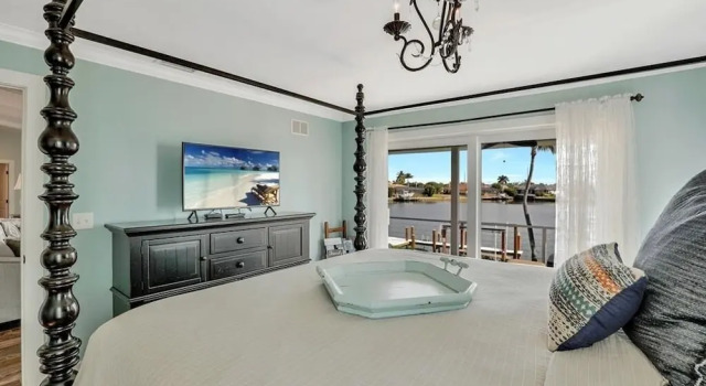 Sunflower Ct. 249 Marco Island Vacation Rental 3 Bedroom Home