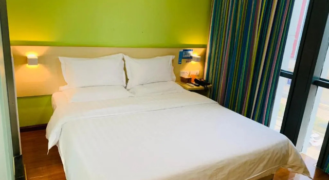 Номер Standard 7Days Inn Bazhong International Trade City
