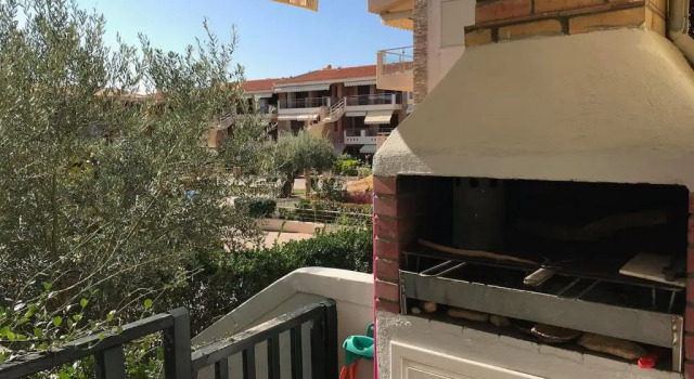 Ideal 3-floor Maisonette next to the sea, Book Hotel Gerakini 