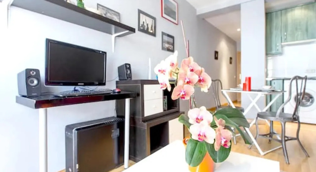 Studio in Madrid, With Wifi, Забронировать Апартаменты/квартира Арганзуэла Мадрид, рядом с Дом-музей Лопе де Вега