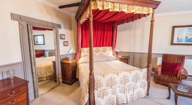 Люкс Standard The Castle Hotel