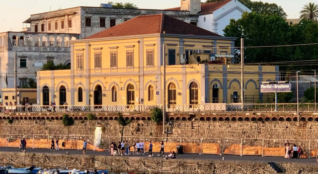 Neapolis Bay, Buchen Sie Hotel Hotels in Portici mit Parkplatz, Parkplätze
