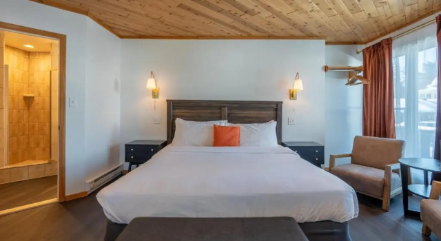 Номер Standard с балконом Town House Lodge