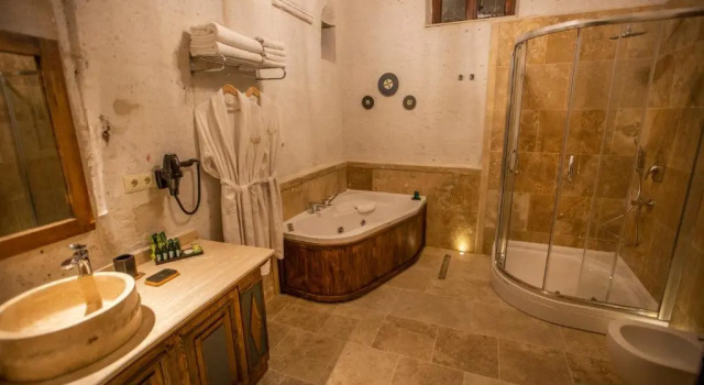 Люкс Superior Nino Cave Suites