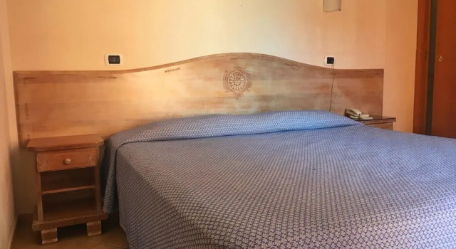 Hotel delle Isole, Rezervați Hotel La Maddalena Maddalena Archipelago
