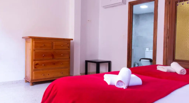 2 Apartamento en el Centro de Granada, Забронировать Апартаменты/квартира Гранада Granada Province, рядом с Городской совет Гранады