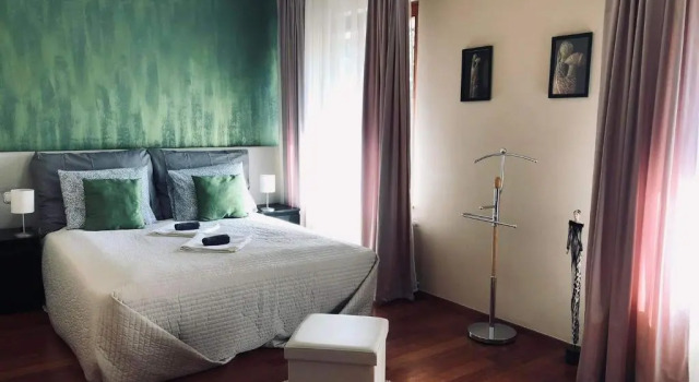 Atrium House Panzio, Rezervovat Hotel Ostřihom 