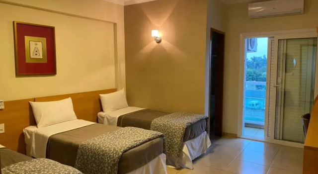 Трёхместный номер Luxury Hotel Porto Real Aparecida