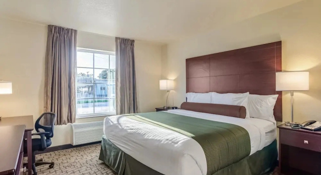Двухместный номер Standard Cobblestone Inn & Suites - Bridgeport