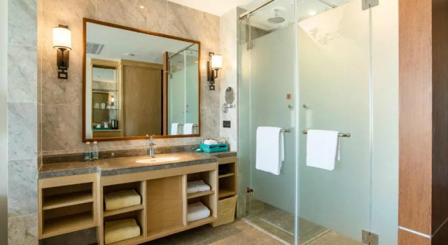 Двухместный номер Standard с балконом Yingshang Hotel Sanya Dadonghai Branch
