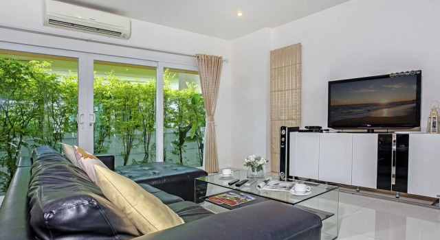 Rossawan Pool Villa