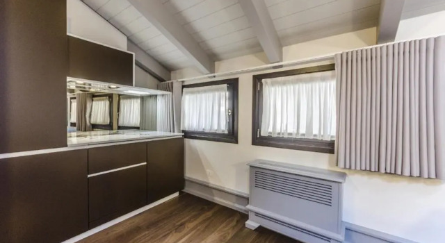 Venice New Luxury Residence, Забронировать Отель Санта-Кроче Венеция, рядом с Accademia Bridge