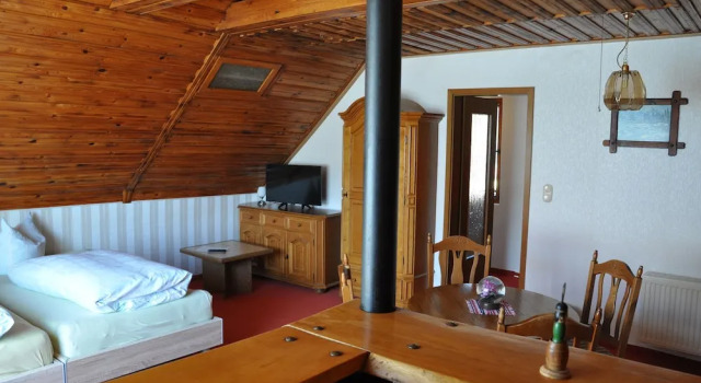 Ferienwohnung Britzkow, Book Hotel Hoteller i Erfurt med pool, Swimmingpool