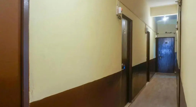 R K Hotel by OYO Rooms, Забронировать Отель Отели штата Махараштры 3 звезды, 3*