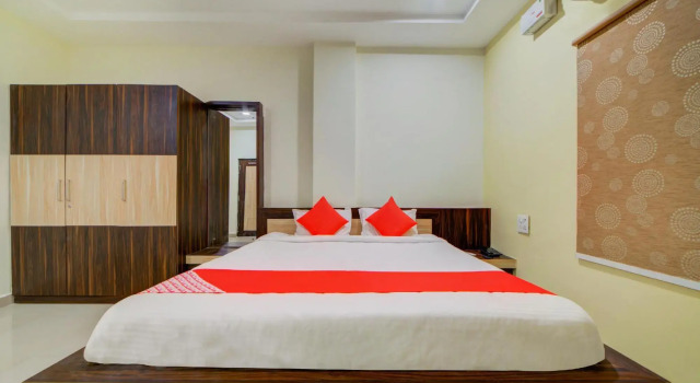 KSL Deluxe Guest House, Rezerwuj Pensjonat Karimnagar Telangana