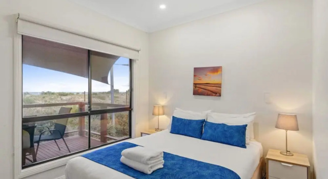 Номер Deluxe с 3 комнатами с балконом Discovery Parks - Adelaide Beachfront