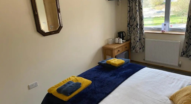 Moelfre B&B, Забронировать Отель «постель и завтрак» Махинллет Повис