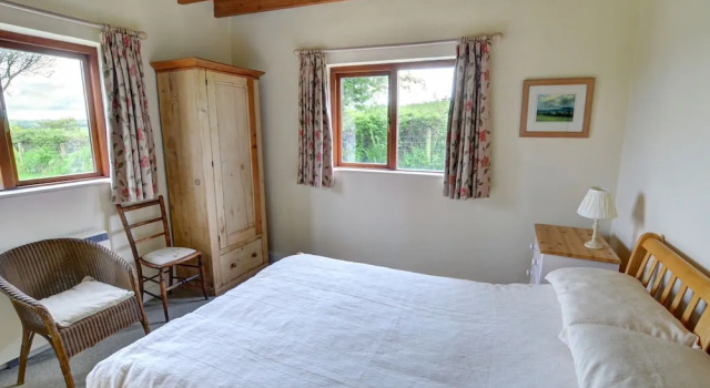 Quaint Holiday Home in Bwlch-y-groes With Garden