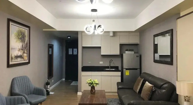 Люкс с видом на море Davao Central Suites