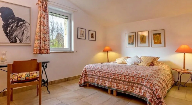 Lou Granos, Rezervovat Hotel Beaumettes Luberon