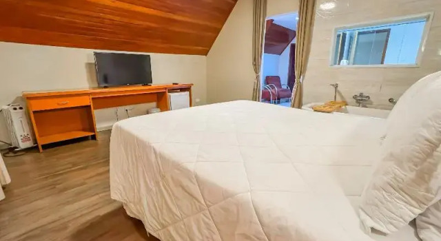 Двухместный номер Standard с балконом Hotel Nacional Inn Campos do Jordão