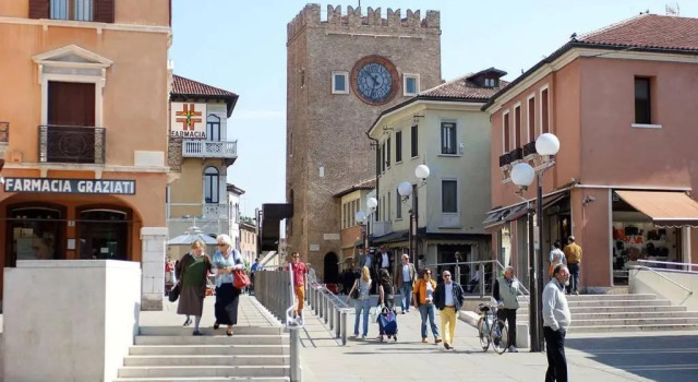 Nice cozy apartment in the mainland of Venice, Забронировать Апартаменты/квартира Отели Местре с парковкой, Парковка
