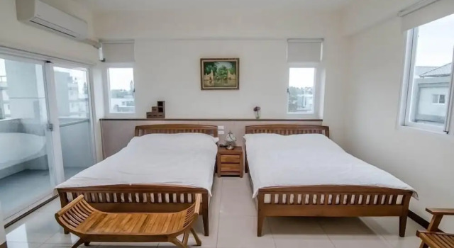 Standard Vierer Zimmer mit Balkon White Pine Village