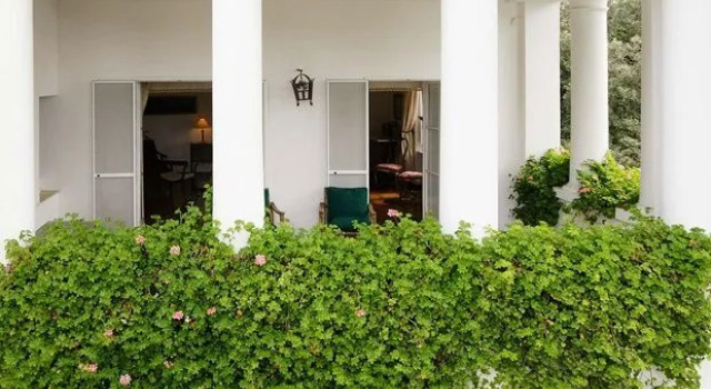 Villa Lennox