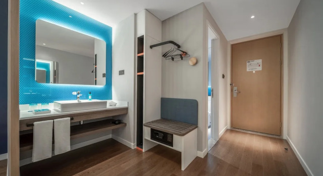 Двухместный номер Standard Holiday Inn Express Yixing by IHG