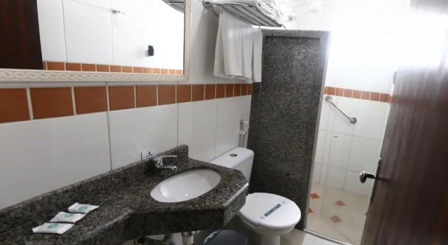 Трёхместный номер Executive Hotel Santo Graal