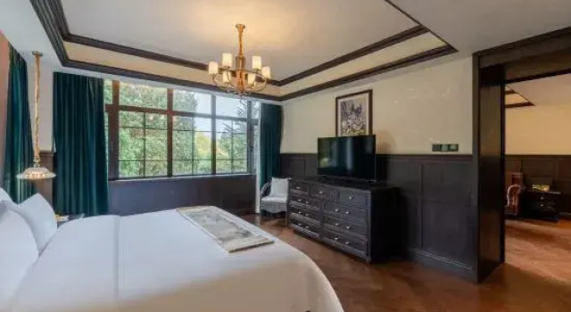 Люкс с панорамным видом Lushan Hotel