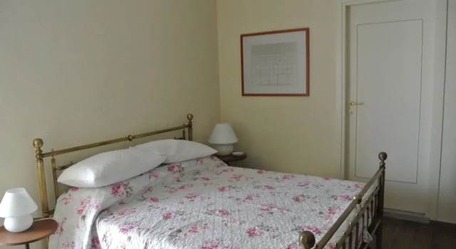 Camera doppia Deluxe con balcone e con vista sul giardino VILLA LE ROSE