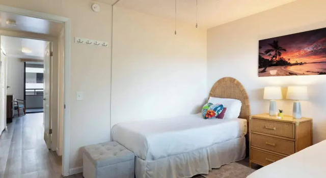 Oceanfront Condo 117 in Kailua-kona