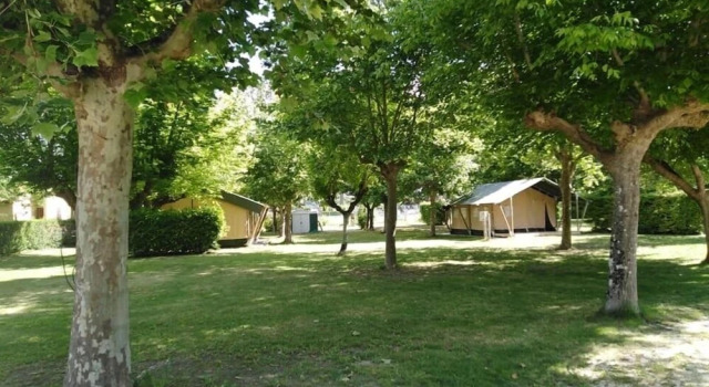 Camping Aubeterre-Sur-Dronne