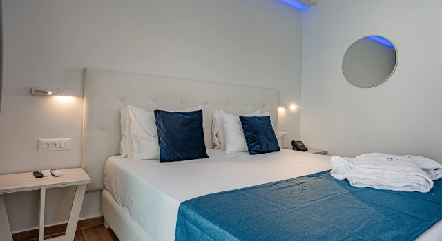 Magique Bleu Suites, Забронировать Отель Бизнес-отели Трагаки, 4* 5*