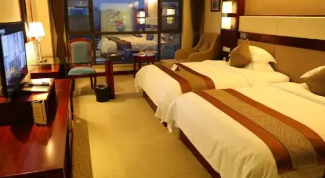 Номер Business Jiangshan Hotel