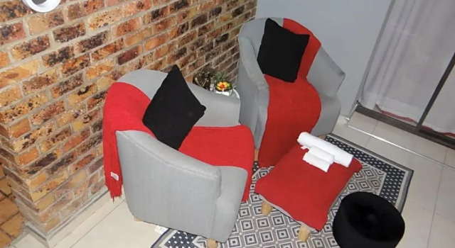 Warmbaths Thai Spa and Guest House, Prenota Affittacamere Warmbaths 