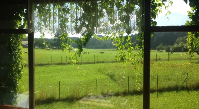 Landhotel Gasthof Eichhof Natters, Забронировать Гостевой дом Отели Инсбрука с парковкой, Парковка