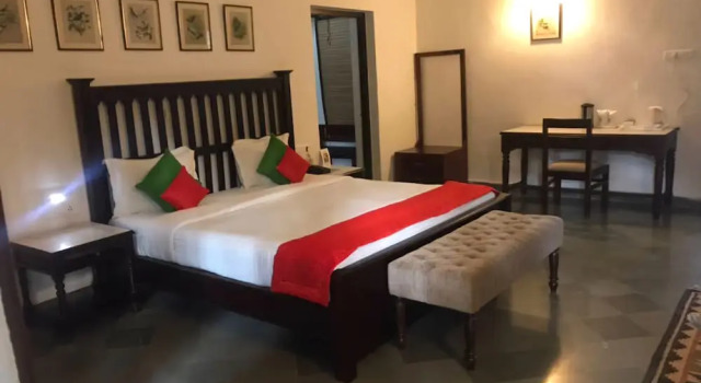 Hotel Aranyawas, Varaa Hotelli Sadri Rajasthan