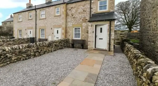 1 Primitive Croft