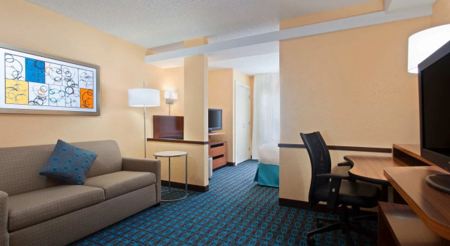 Fairfield Inn and Suites by Marriott Tampa Brandon