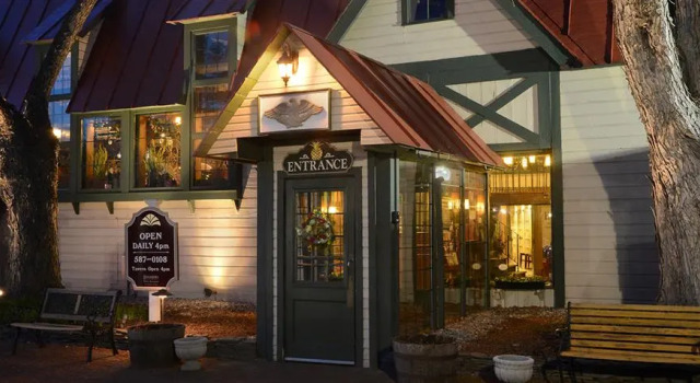 Longfellows Inn and Restaurant, Buchen Sie Hotel Saratoga Springs 