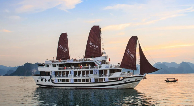 Номер Deluxe Halong Aclass Stellar Cruise