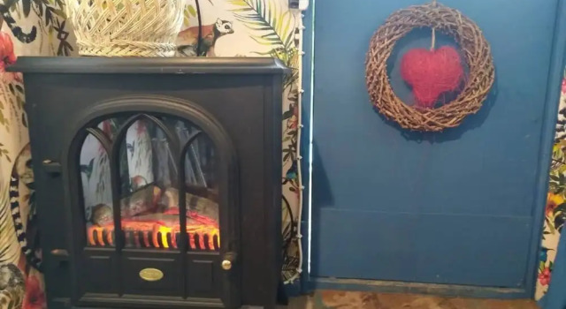 Pilgrims Shepherd's Hut - Goosewell Glynn Glamping
