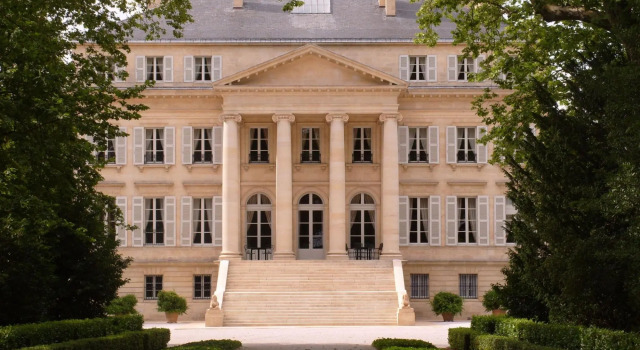 Stone House in a Vineyard, With Swimming Pool, Near Bordeaux, Rezervasyon Otel Monprimblanc havuzlu oteller, Yüzme Havuzu